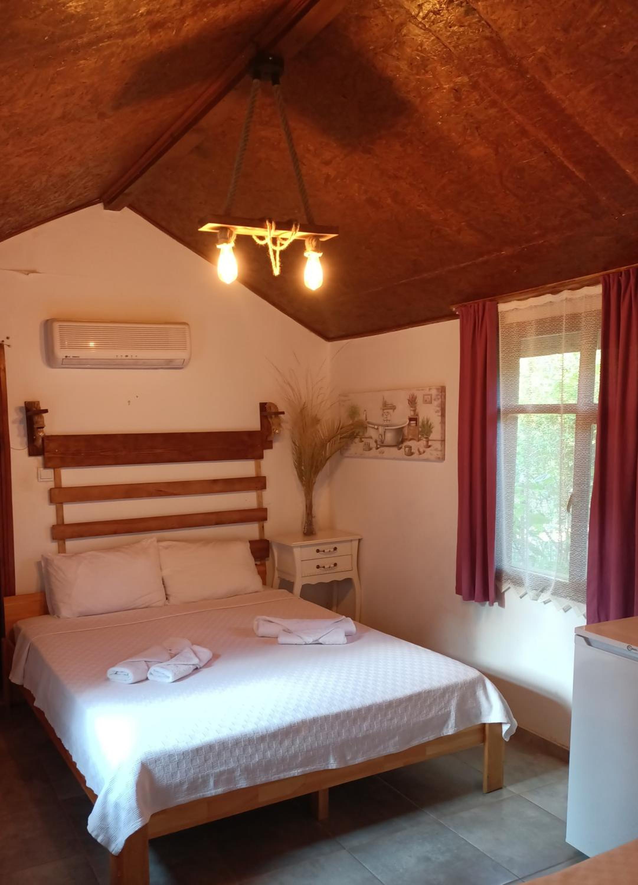 Canario Pension Bungalow 5/50