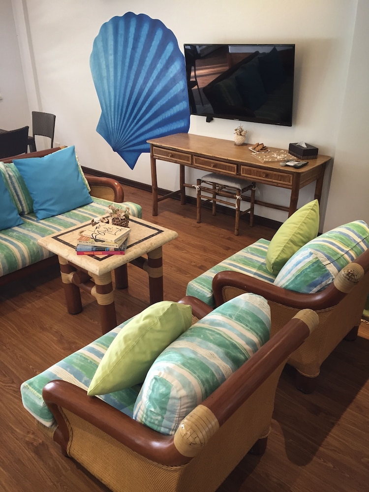 357 Boracay 40/44