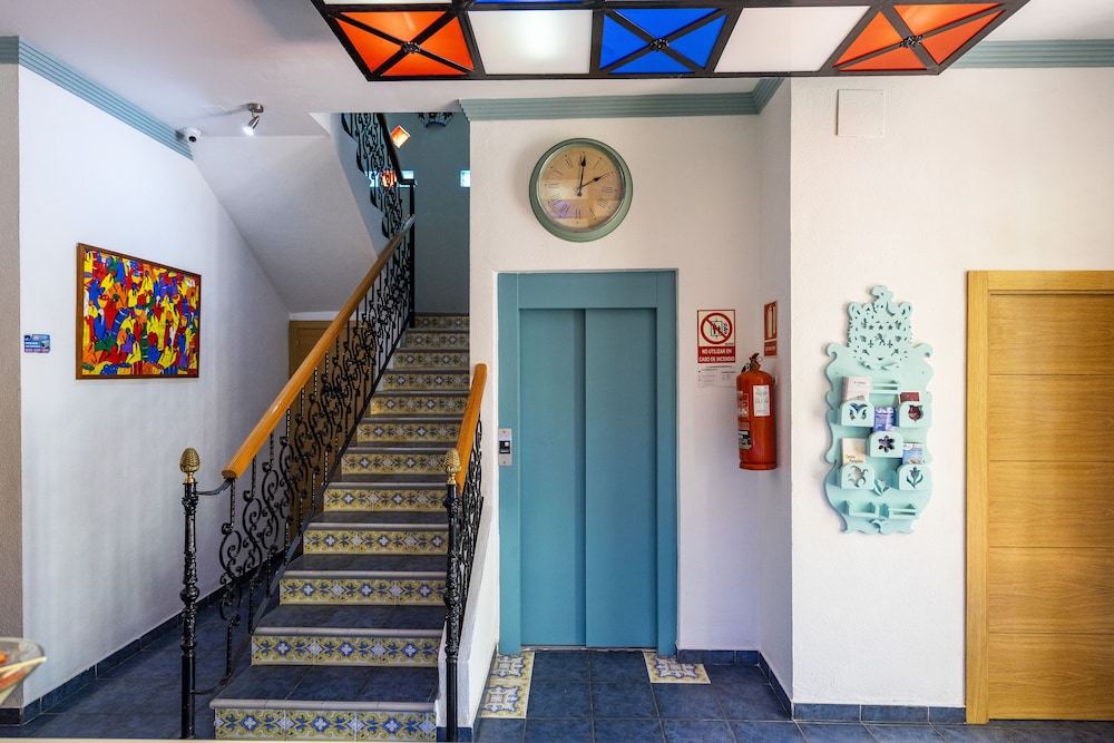 Hotel Elcano 8/70