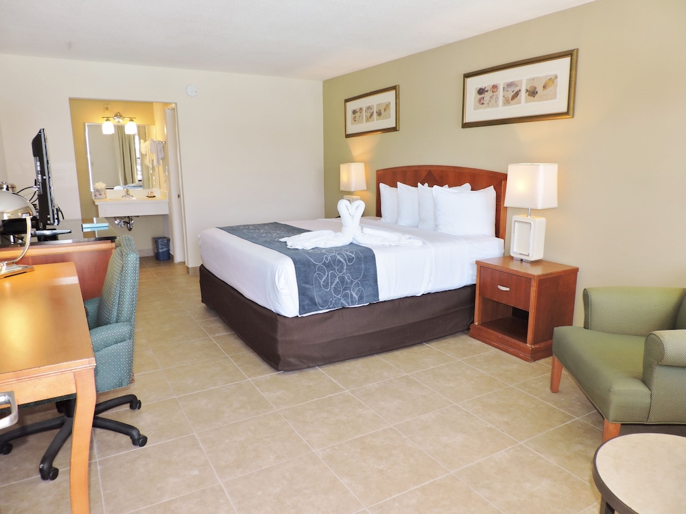 Seasons Florida Resort 10/29
