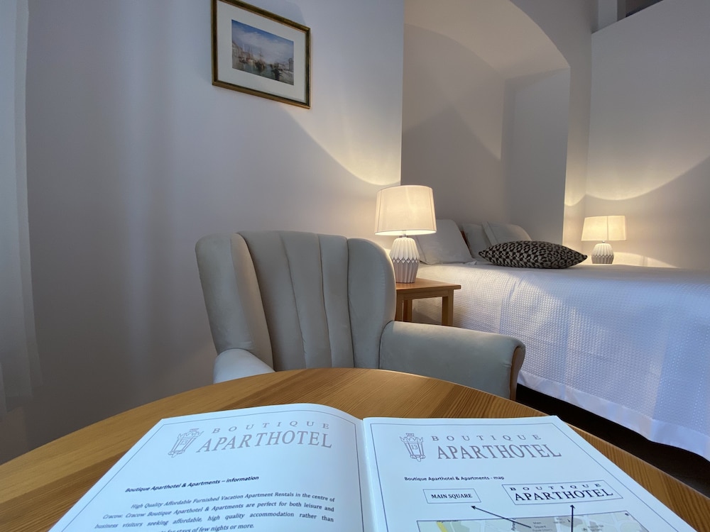 Boutique Aparthotel And Apartments 18/33