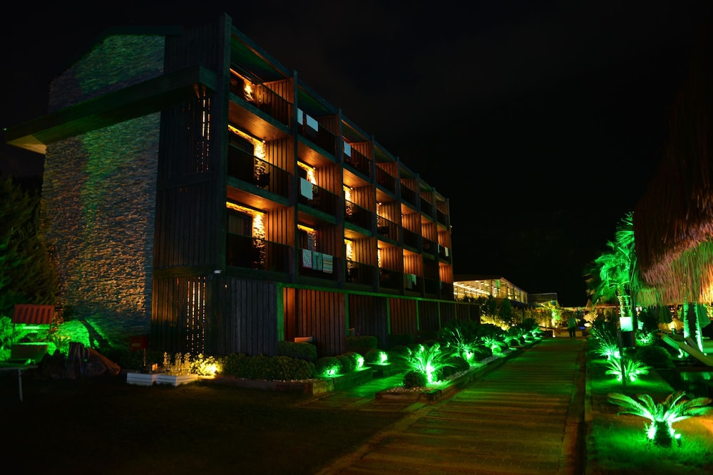 Manaspark Deluxe Hotel in FETHIYE