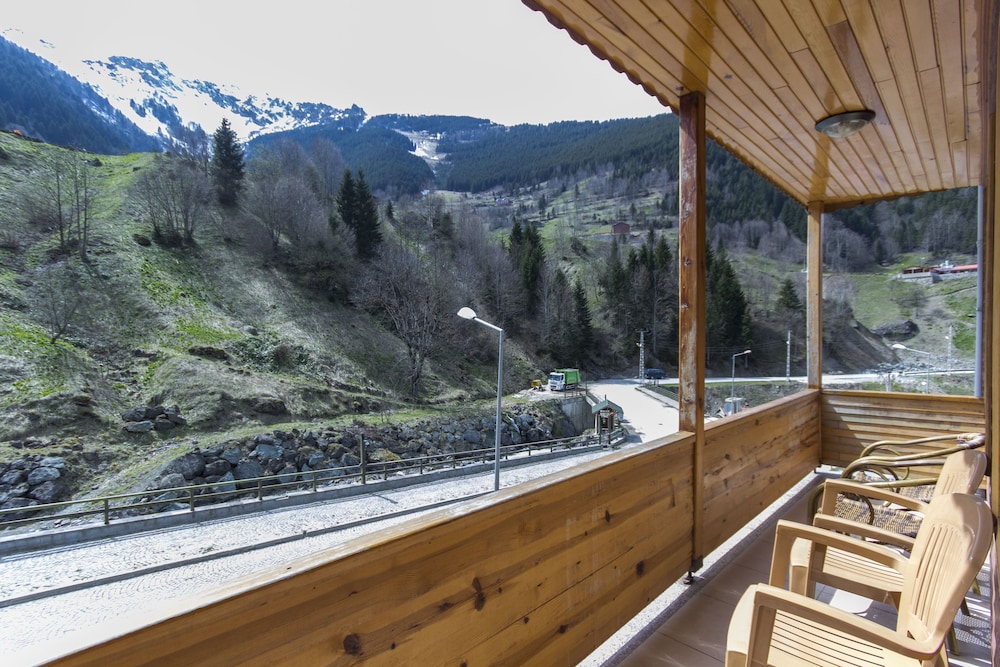 Meric Otel Uzungol 12/52