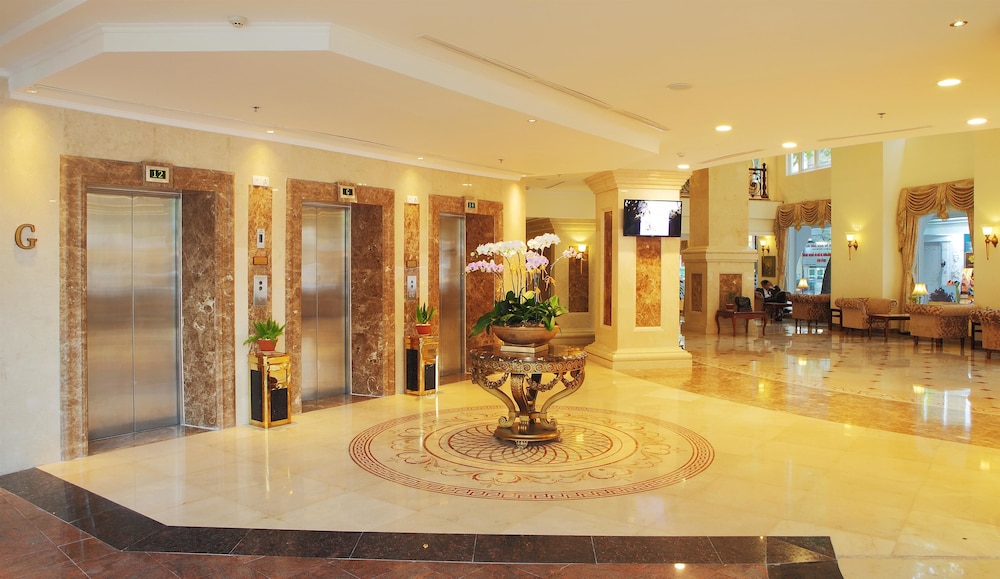 Hotel Grand Saigon 9/73