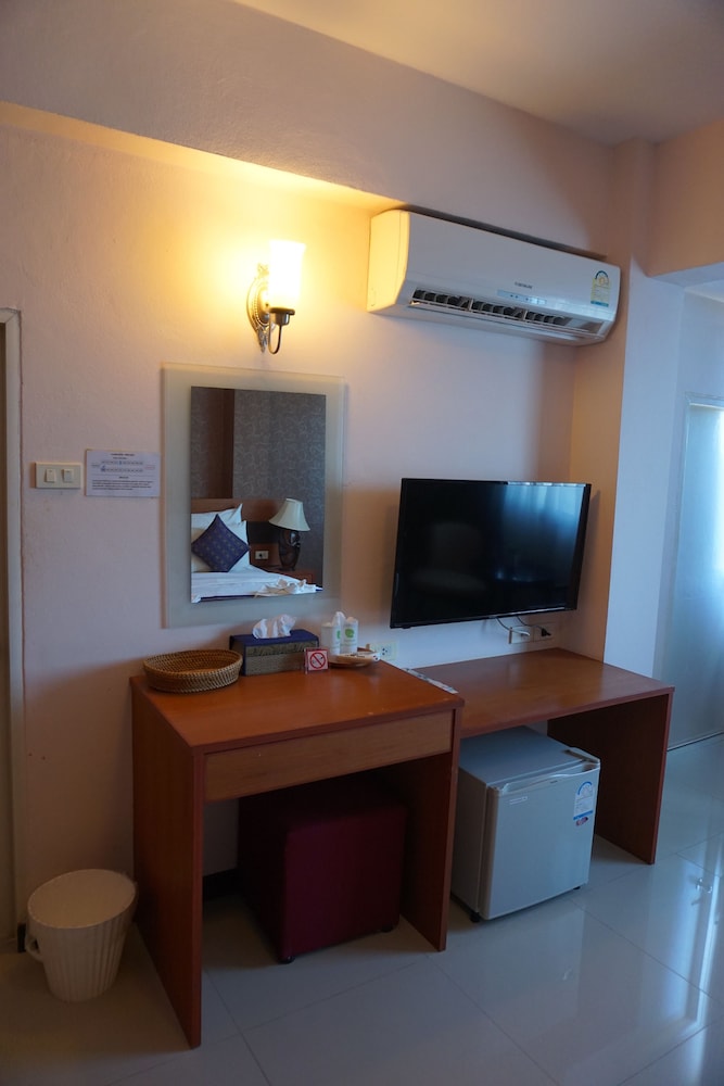 Kirimathani Hotel 27/38