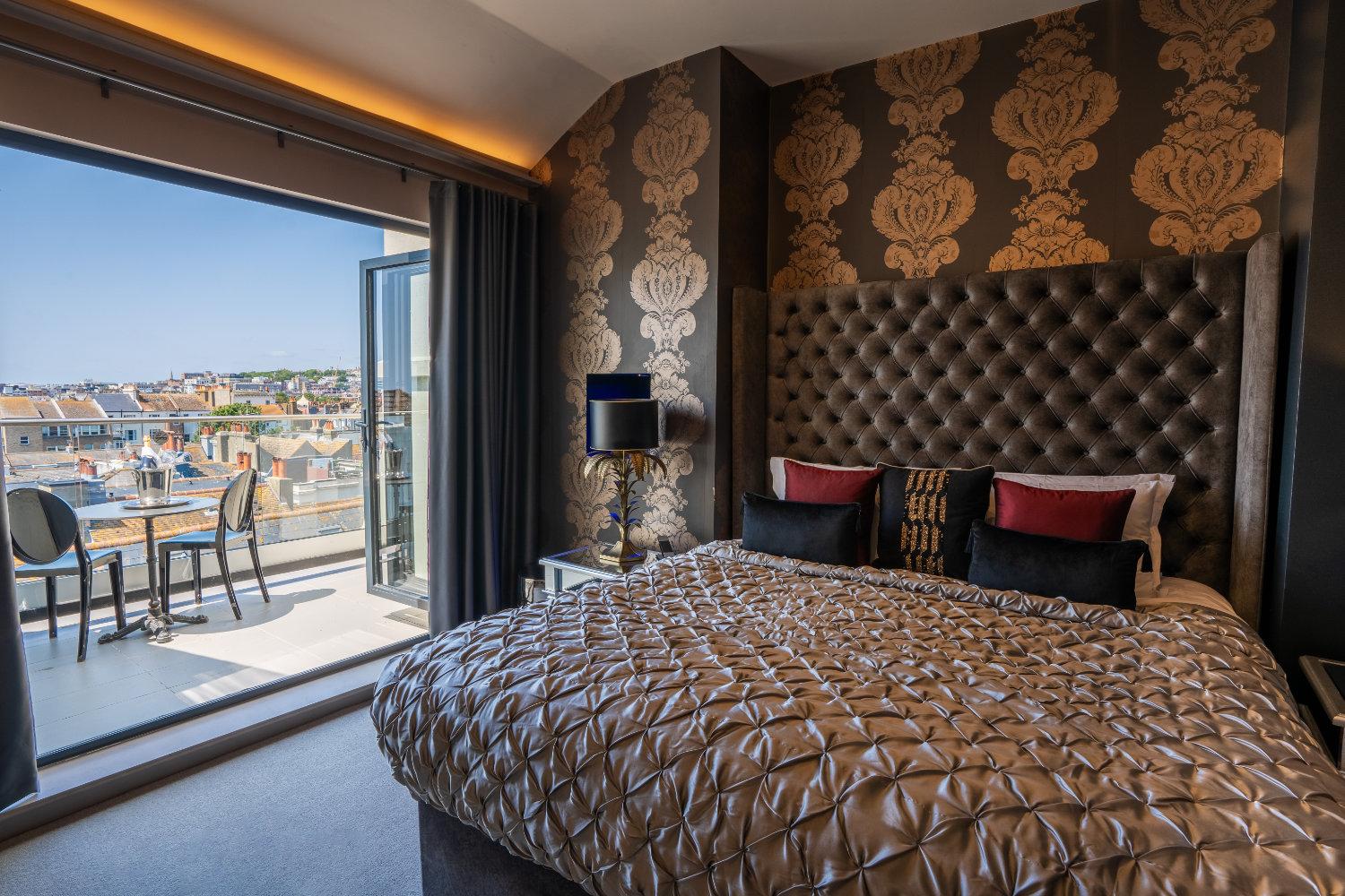 Roof Top, King Bed, Terrace