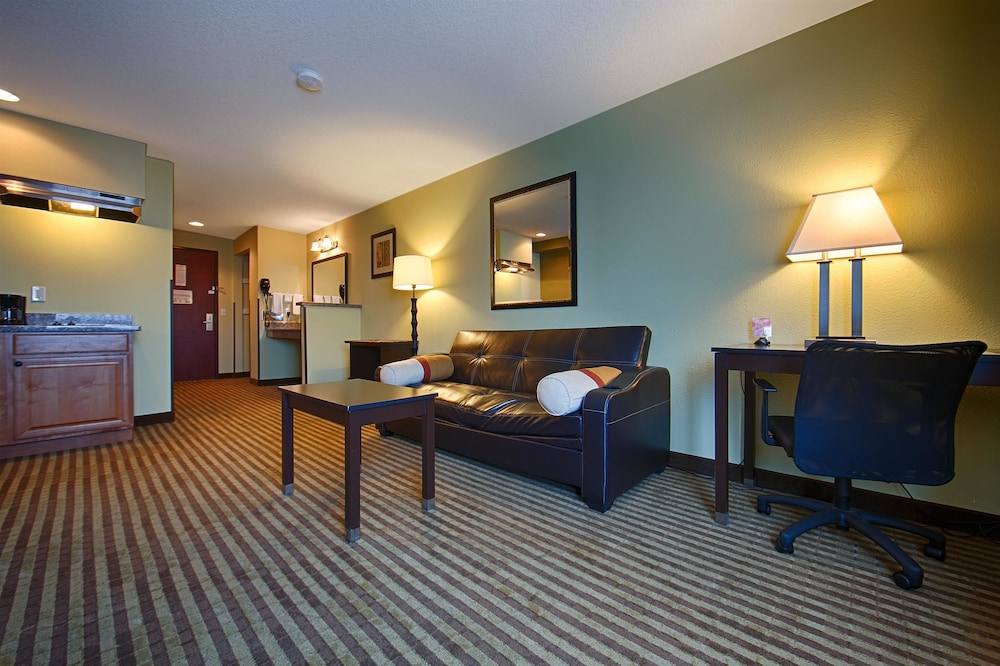 Best Western Rama Inn 33/42
