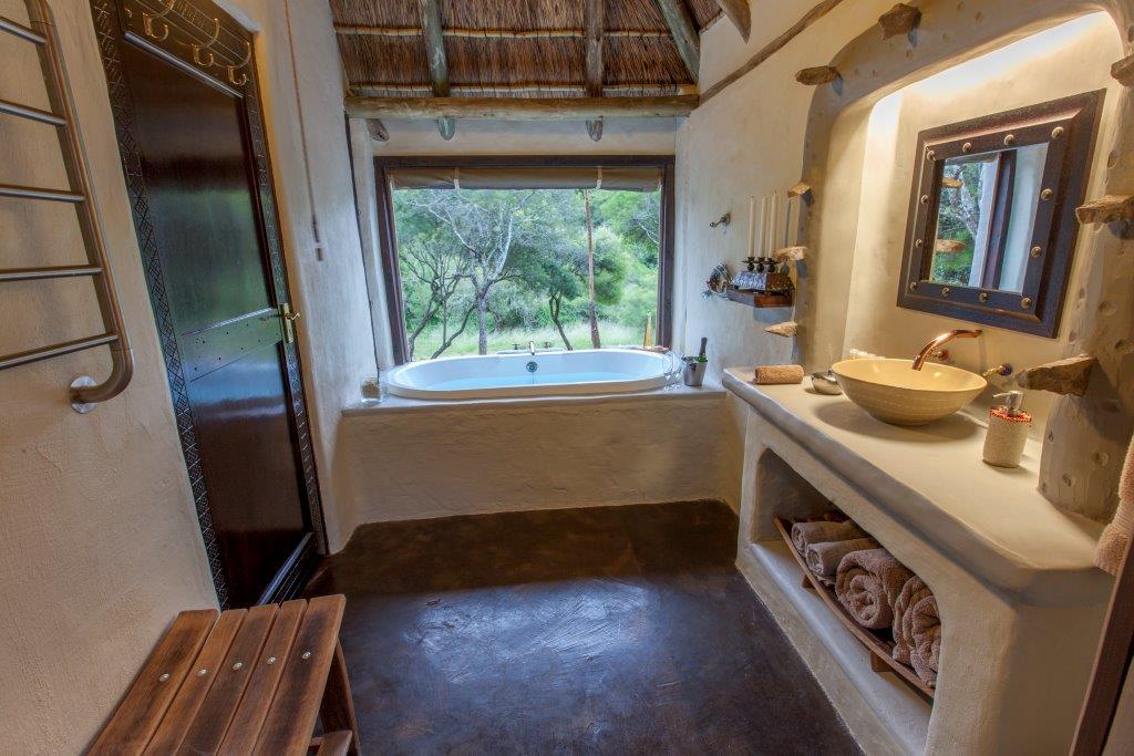 Safari Lodge- Amakhala Game Reserve 50/50