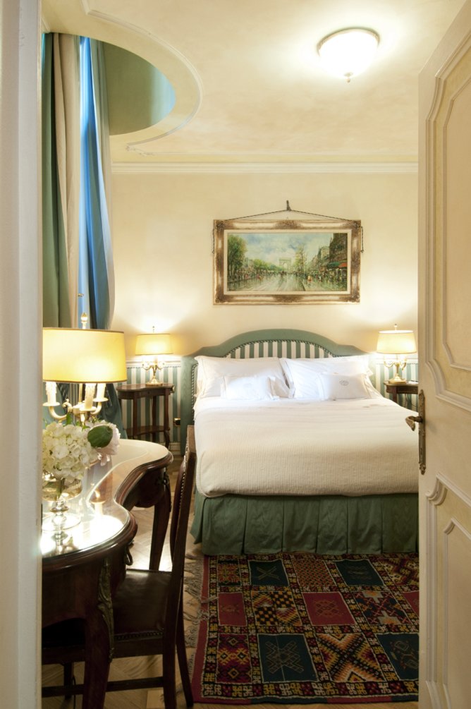 Petit Palais Hotel de Charme 37/95