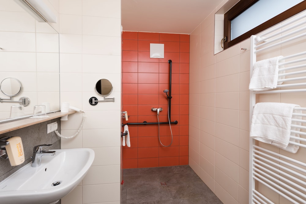 Jufa Hotel Graz-Sud 6/40