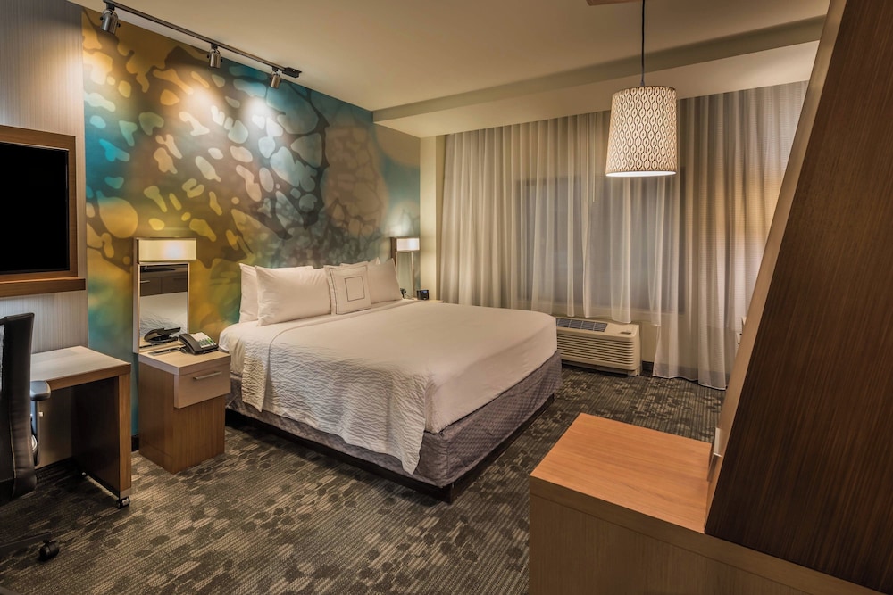 Room at COURTYARD RENO DOWNTOWN/RIVERFRONT, RENO - NV