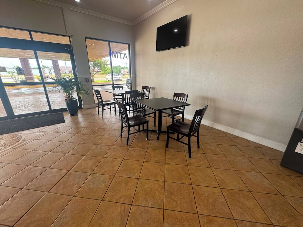 Express Inn Suites 40/58