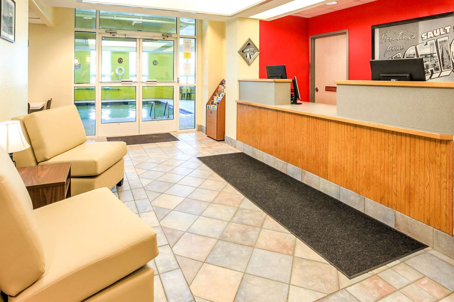 Super 8 by Wyndham Sault Ste. Marie 3/11
