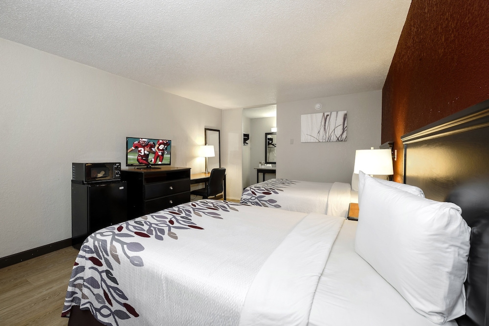 Red Roof Inn Hot Springs 18/49