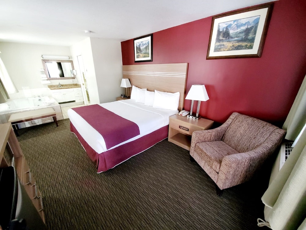 Travelodge by Wyndham Golden Sportsman Lodge 29/44