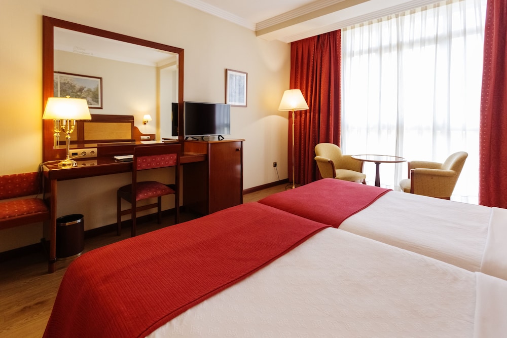 Gran Hotel De Ferrol 10/32