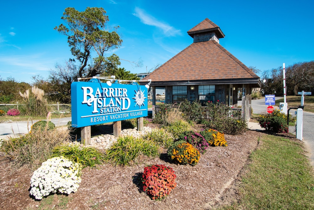 Barrier Island Station at Duck 5/47