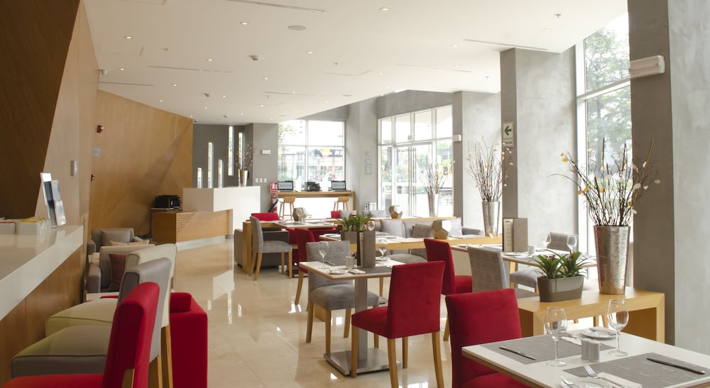 Ramada Encore by Wyndham Lima San Isidro 37/49