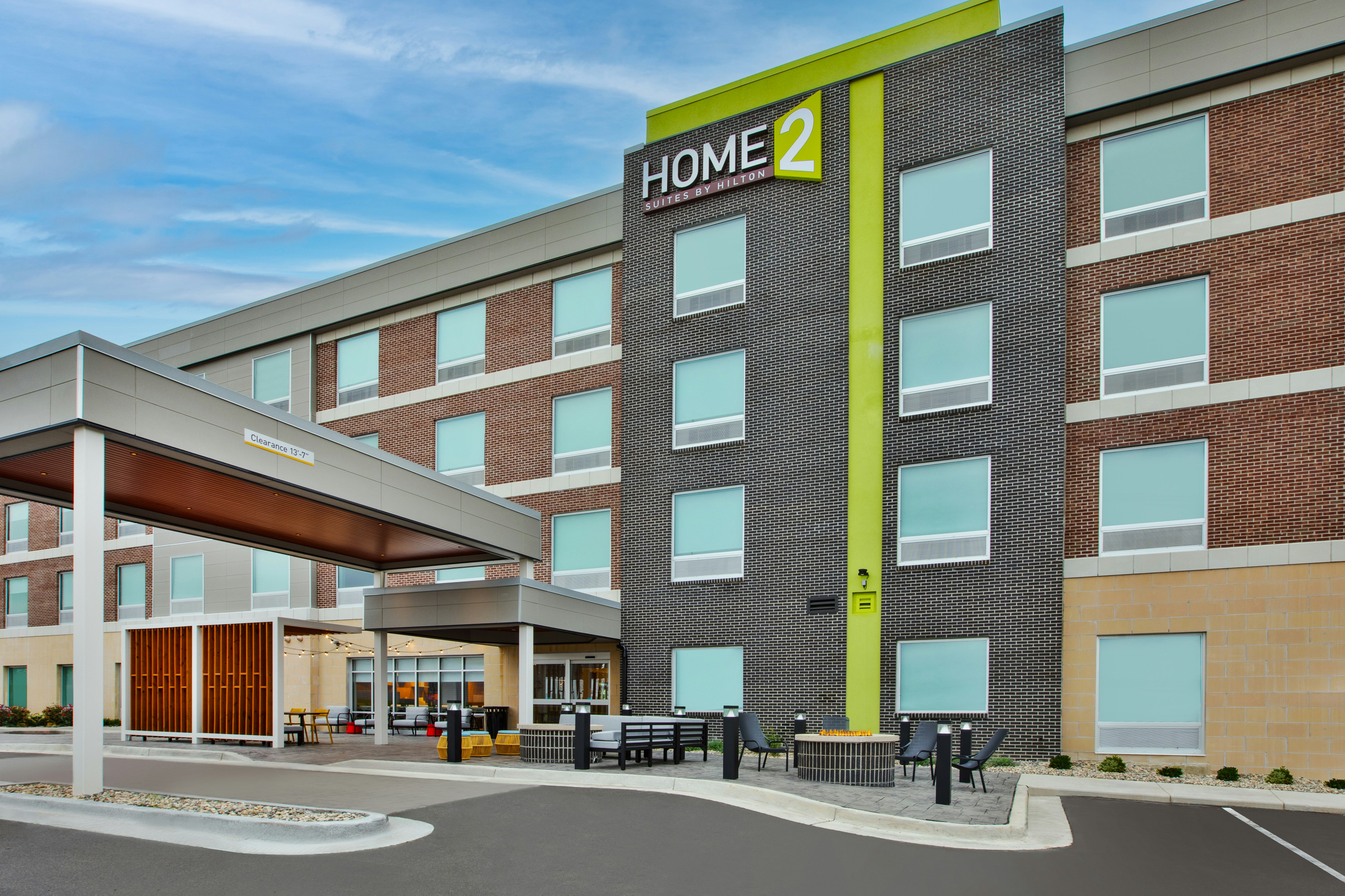 Home2 Suites by Hilton Grand Rapids Northeast 28/30