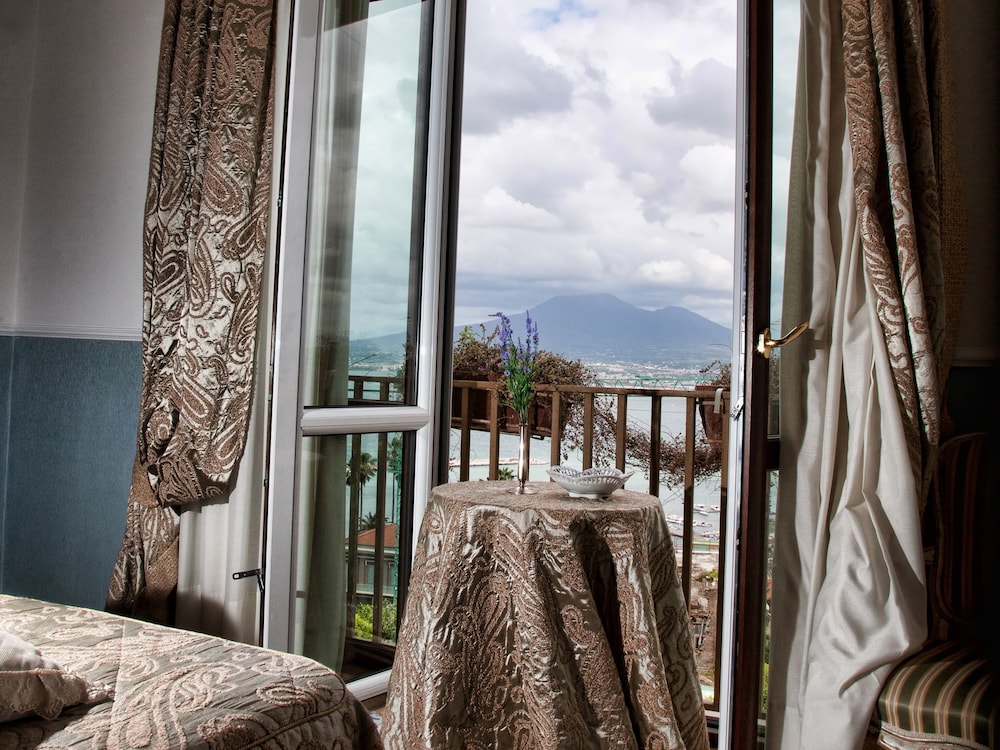 Hotel Villa Cimmino 24/57