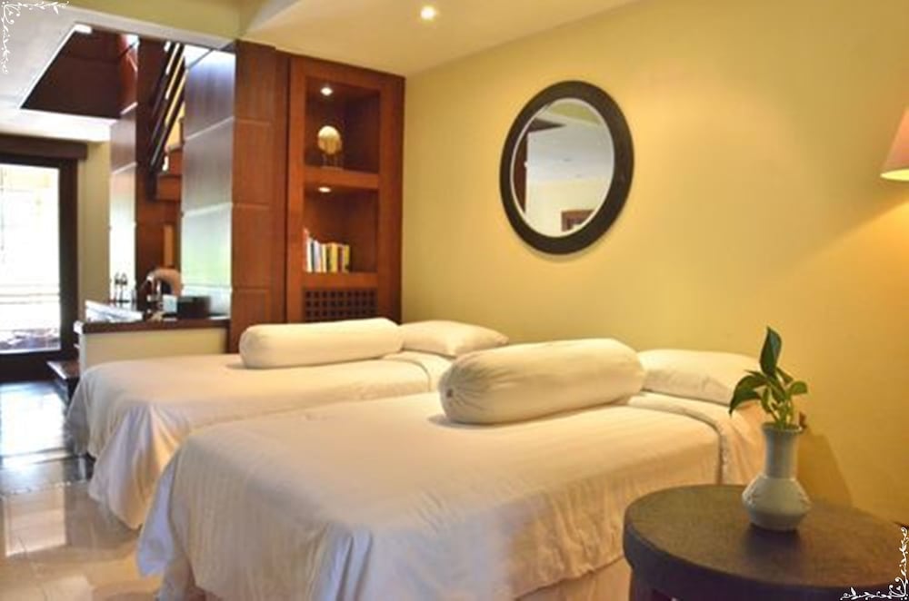 Pool Villa Merumatta Senggigi 15/50