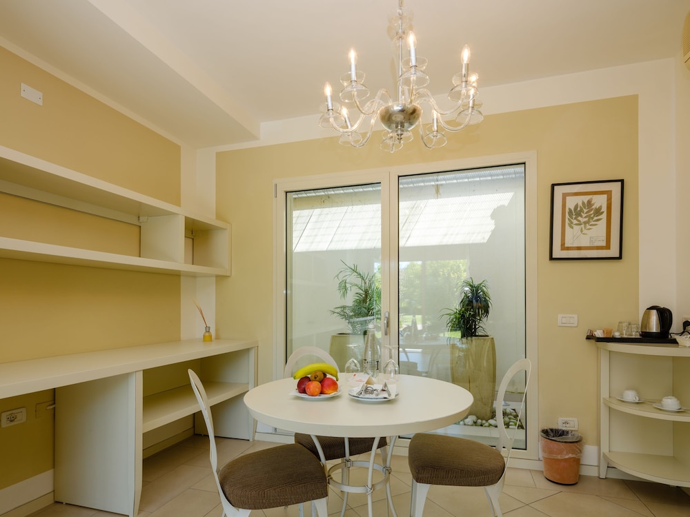 Parc Hotel Germano Suites 64/73