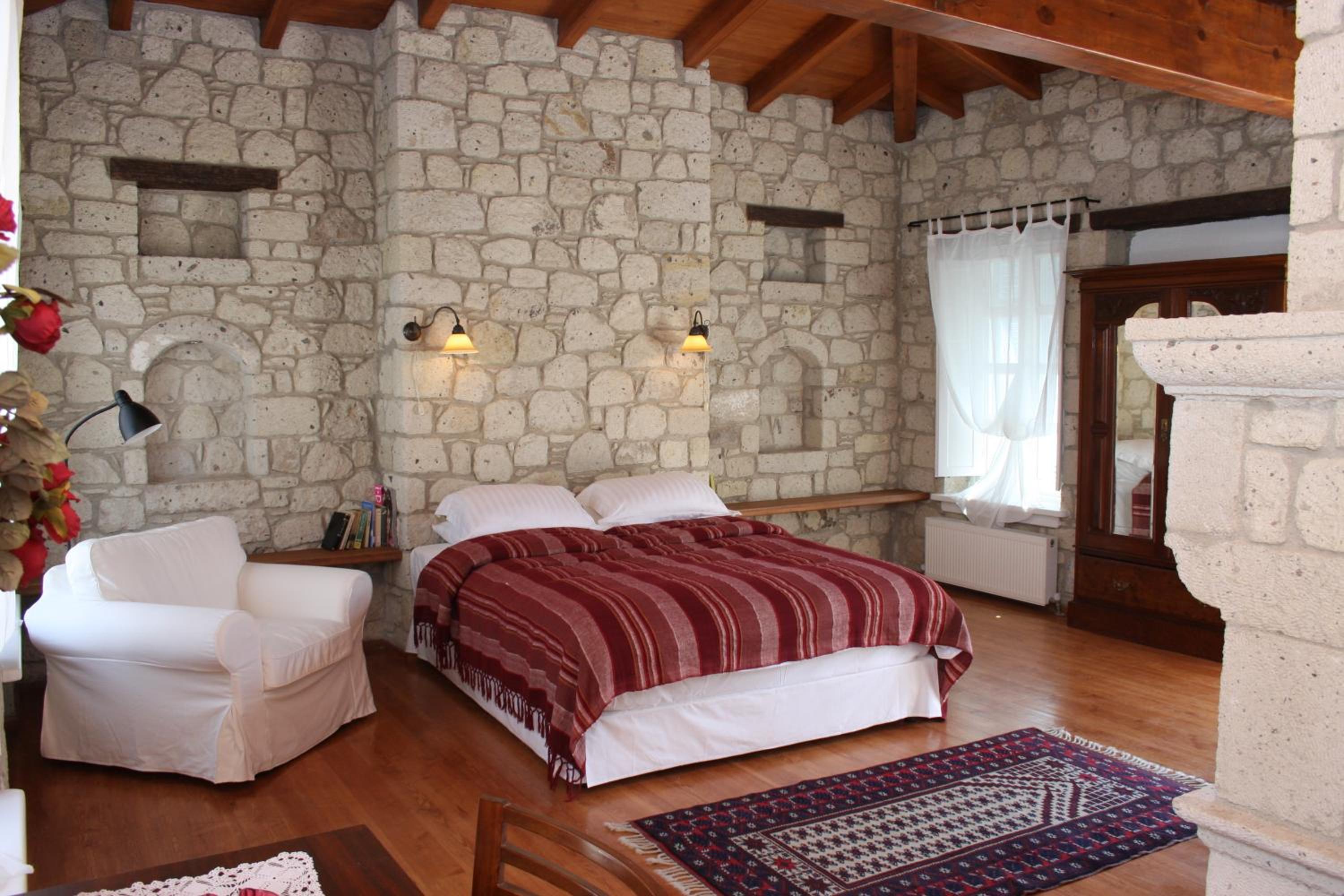 Icirliev Alacati 19/56