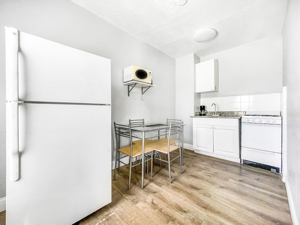 Silver Spray Motel 39/62