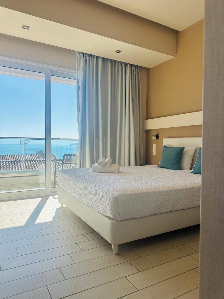 Room, Double Bed, Garden or Inland View