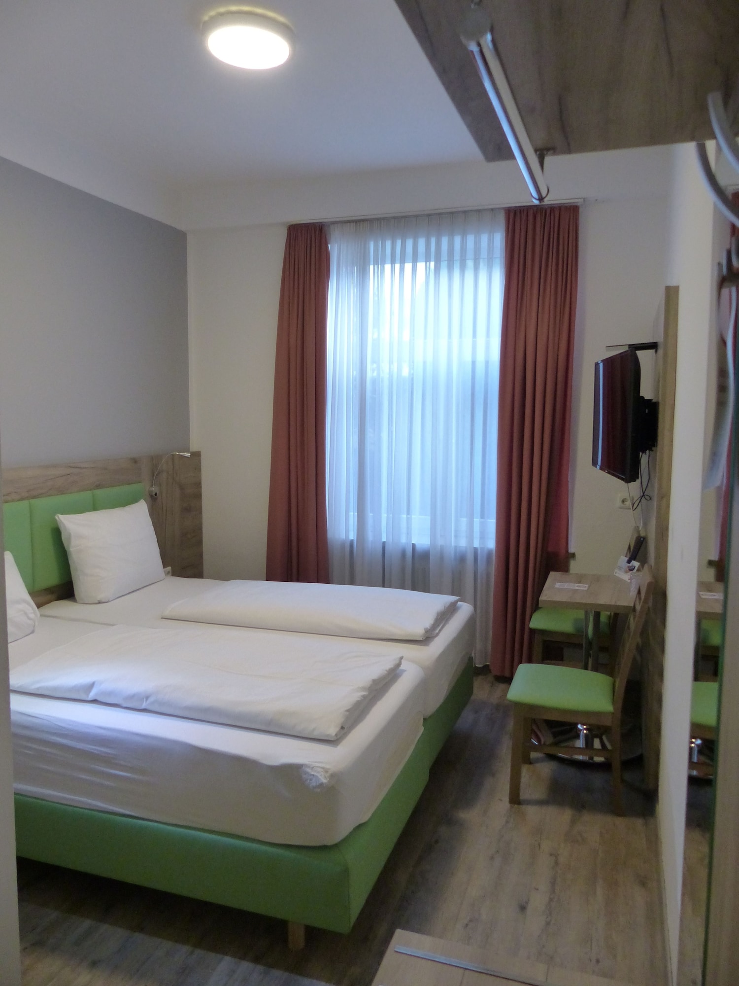 ROOM, DOUBLE BED, PRIVATE BATHROOM