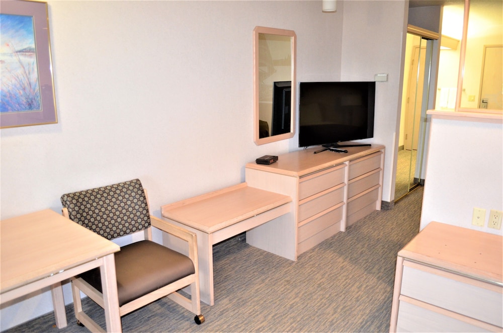 Columbia River Hotel, Ascend Hotel Collection 47/76