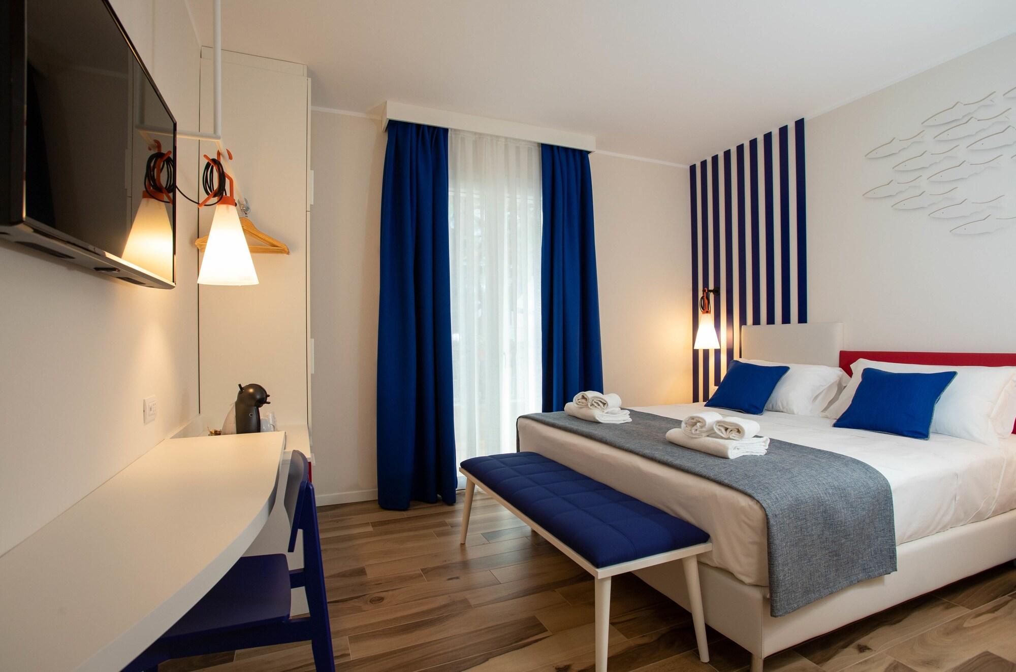 HOTEL VILLA EUGENIA 22/55