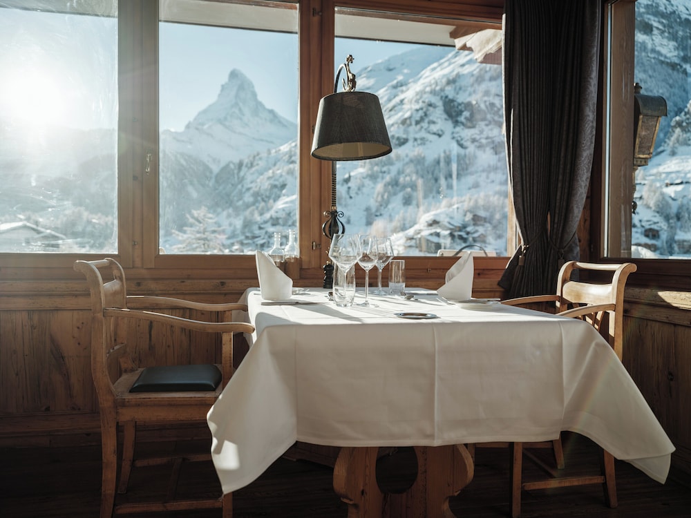 Chalet Hotel Schonegg 34/49