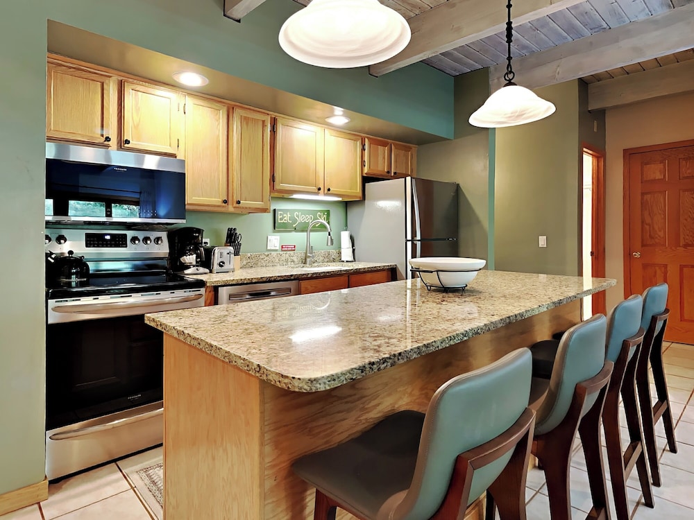 Timberline Condominiums 73/81