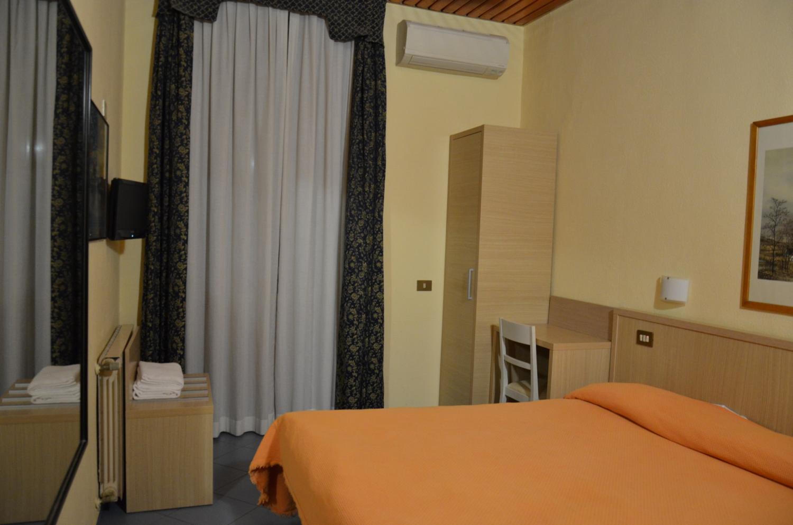 Hotel Nizza 10/41
