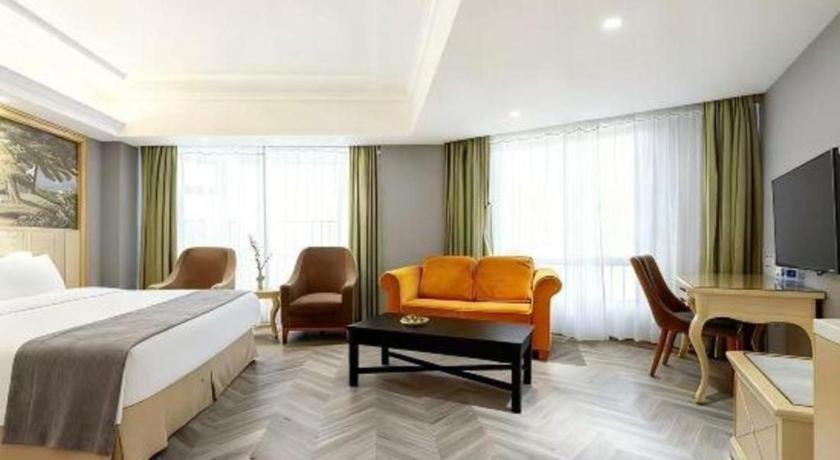 Vienna Hotel (Shenzhen Longhua Dalang Clothing Base) 24/54