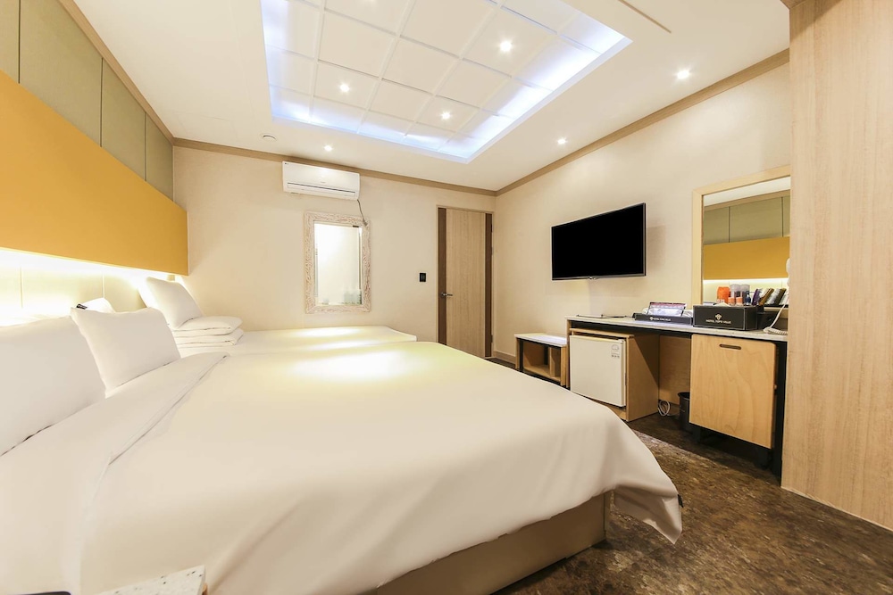 Hotel Tops Ville 10/43