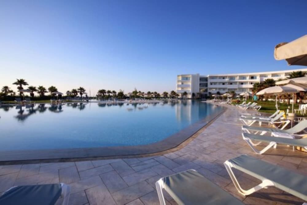 Lixus Beach Resort 4 7/74