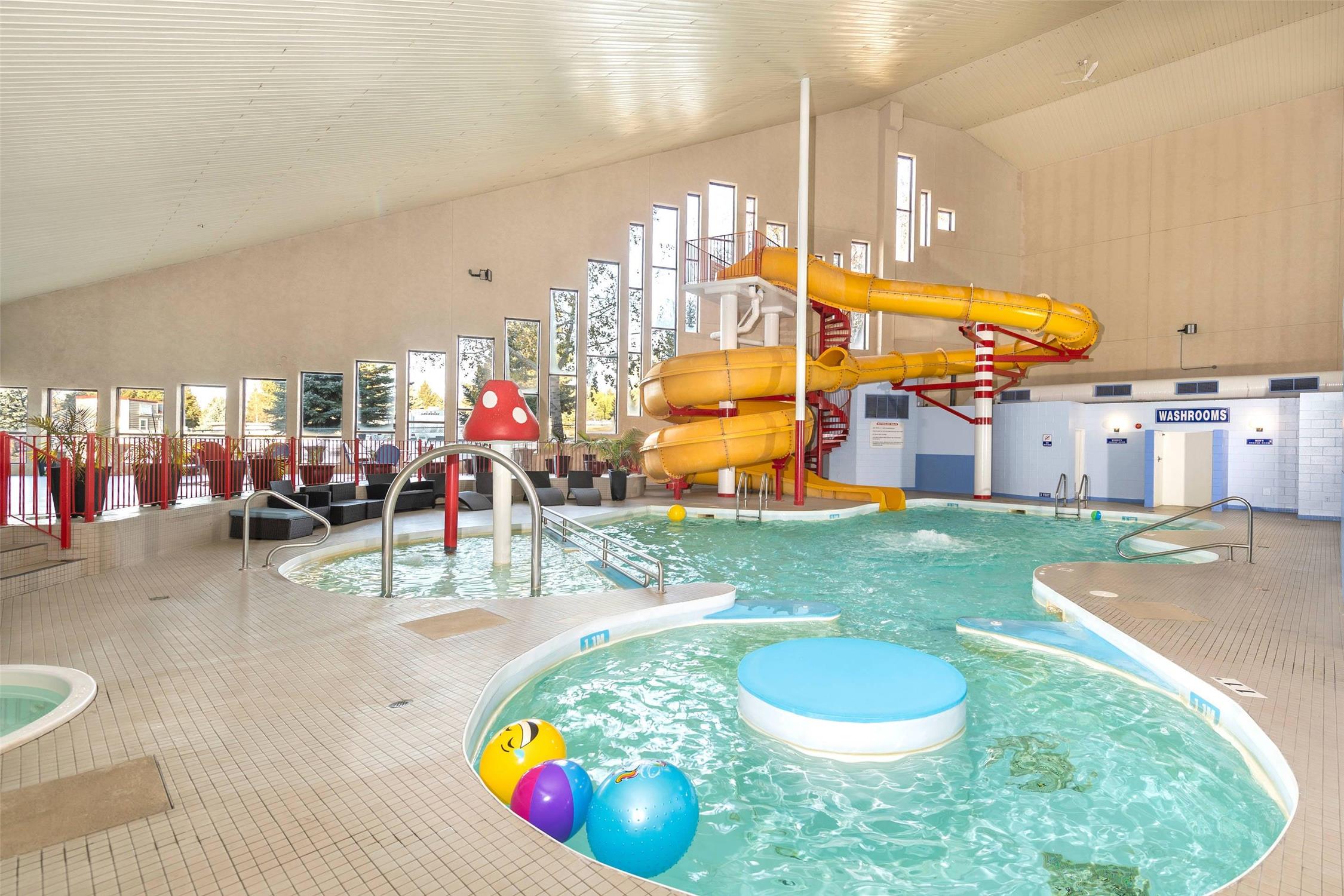 Clarion Pointe Medicine Hat Saamis Tepee 16/21