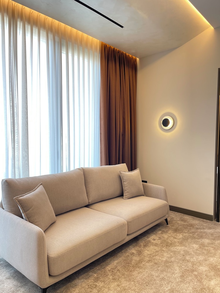 Grand Duka Hotel & Spa 51/73