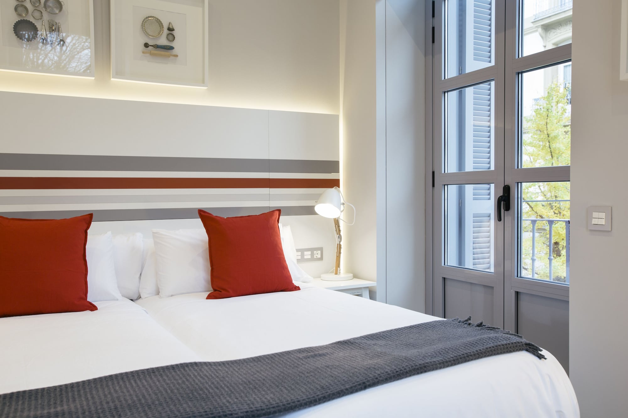 EXTERIOR, DOUBLE OR TWIN BED, BALCONY