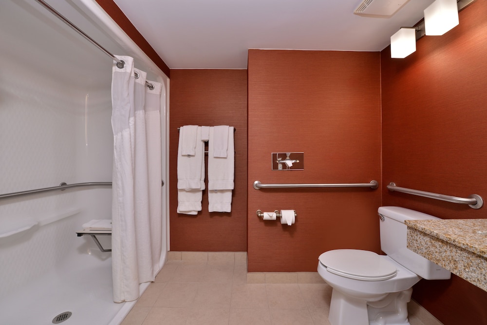 Holiday Inn Express Hotel And Suites Ocean City 23/70