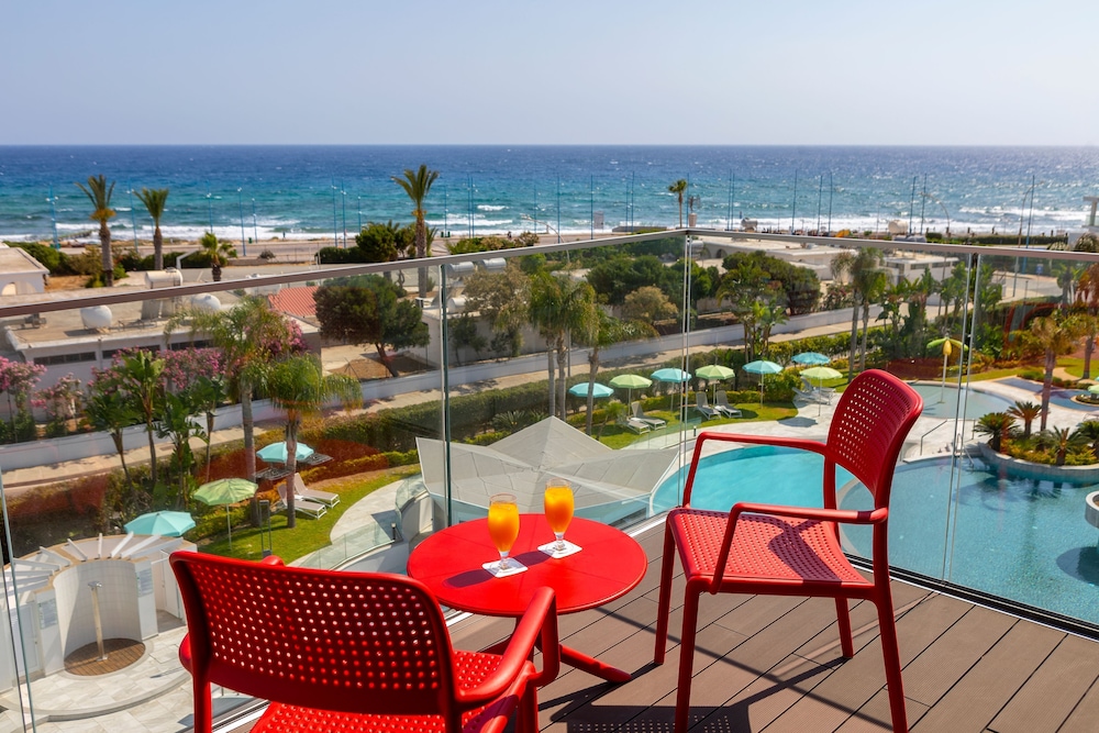 Faros Hotel Ayia Napa 30/41