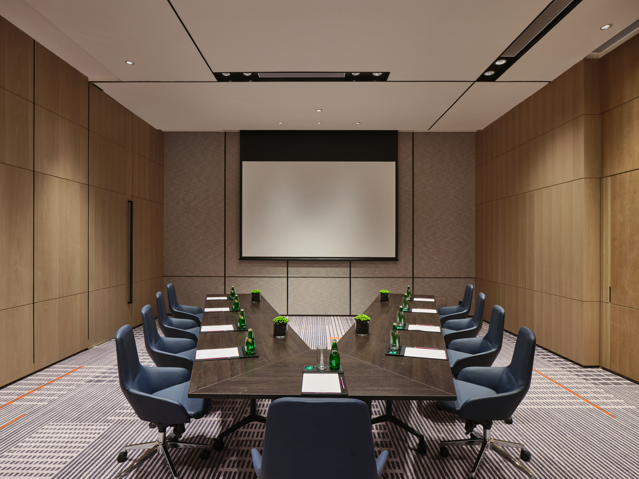 Crowne Plaza Qidong 60/74