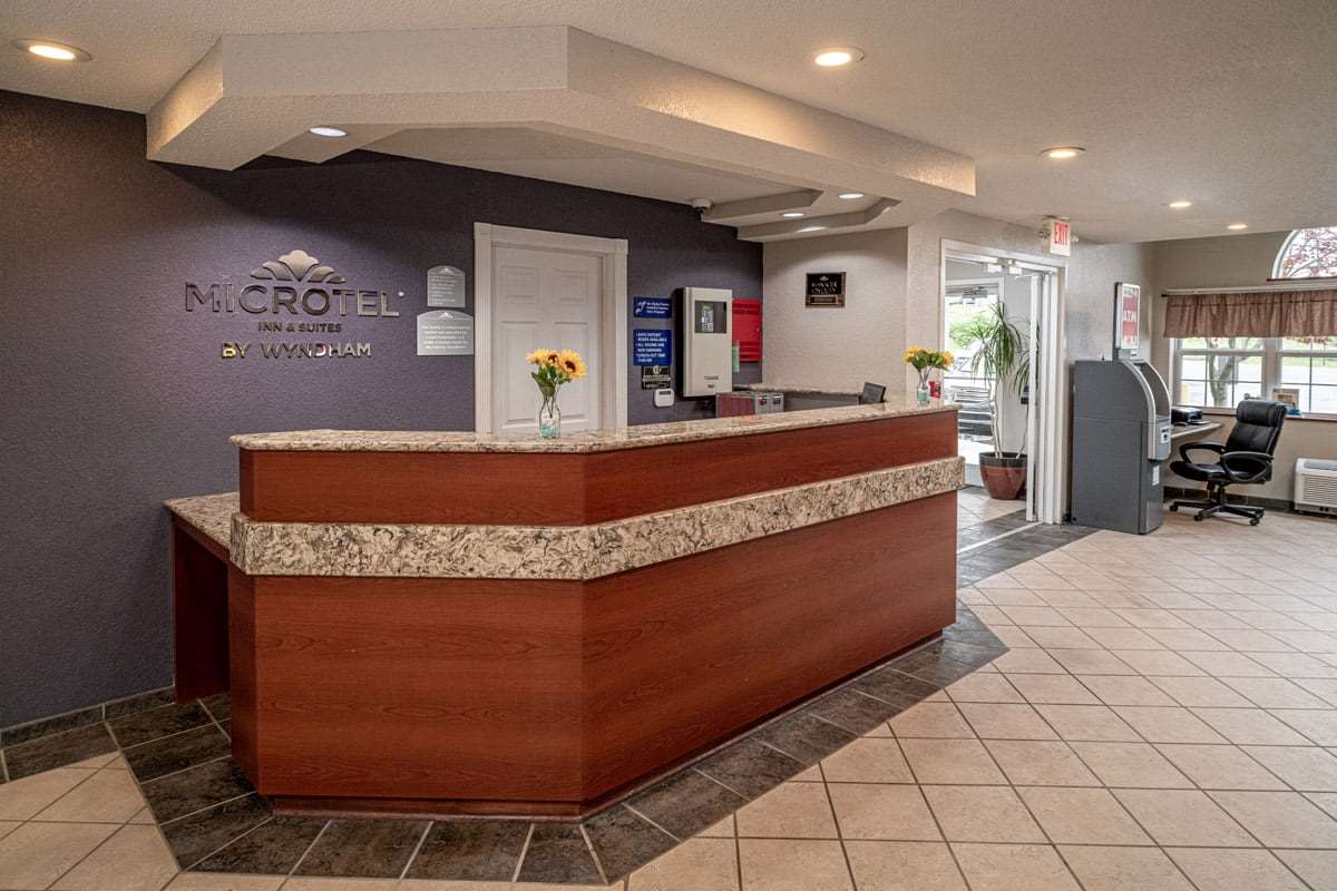 Microtel Inn & Suites By Wyndham Beckley East 3/37