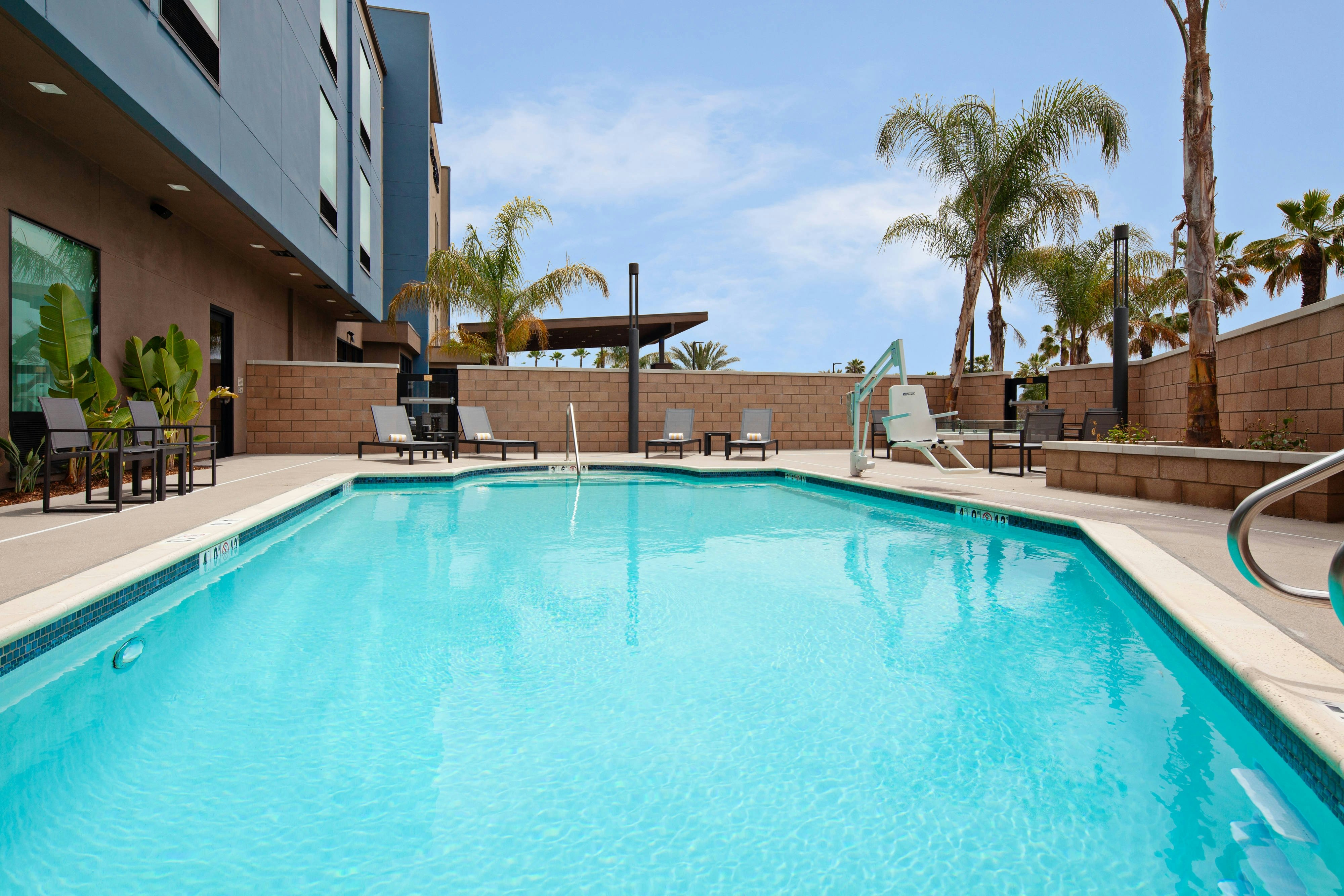 Springhill Suites By Marriott Escondido Downtown 7/14