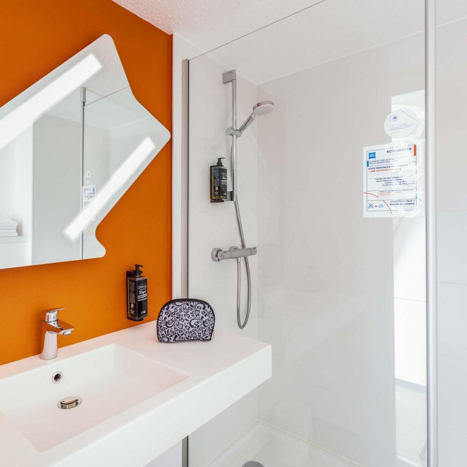 غرفة بسرير مزدوج، Ibis Budget Nancy Porte Sud 7/10