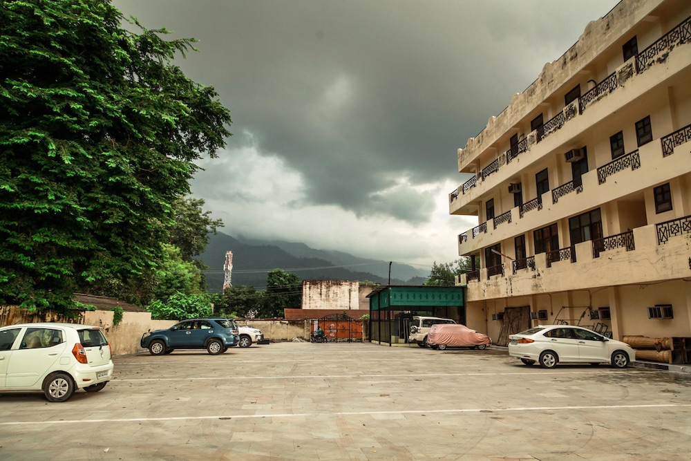 Hotel Neeraj Bhawan 14/20