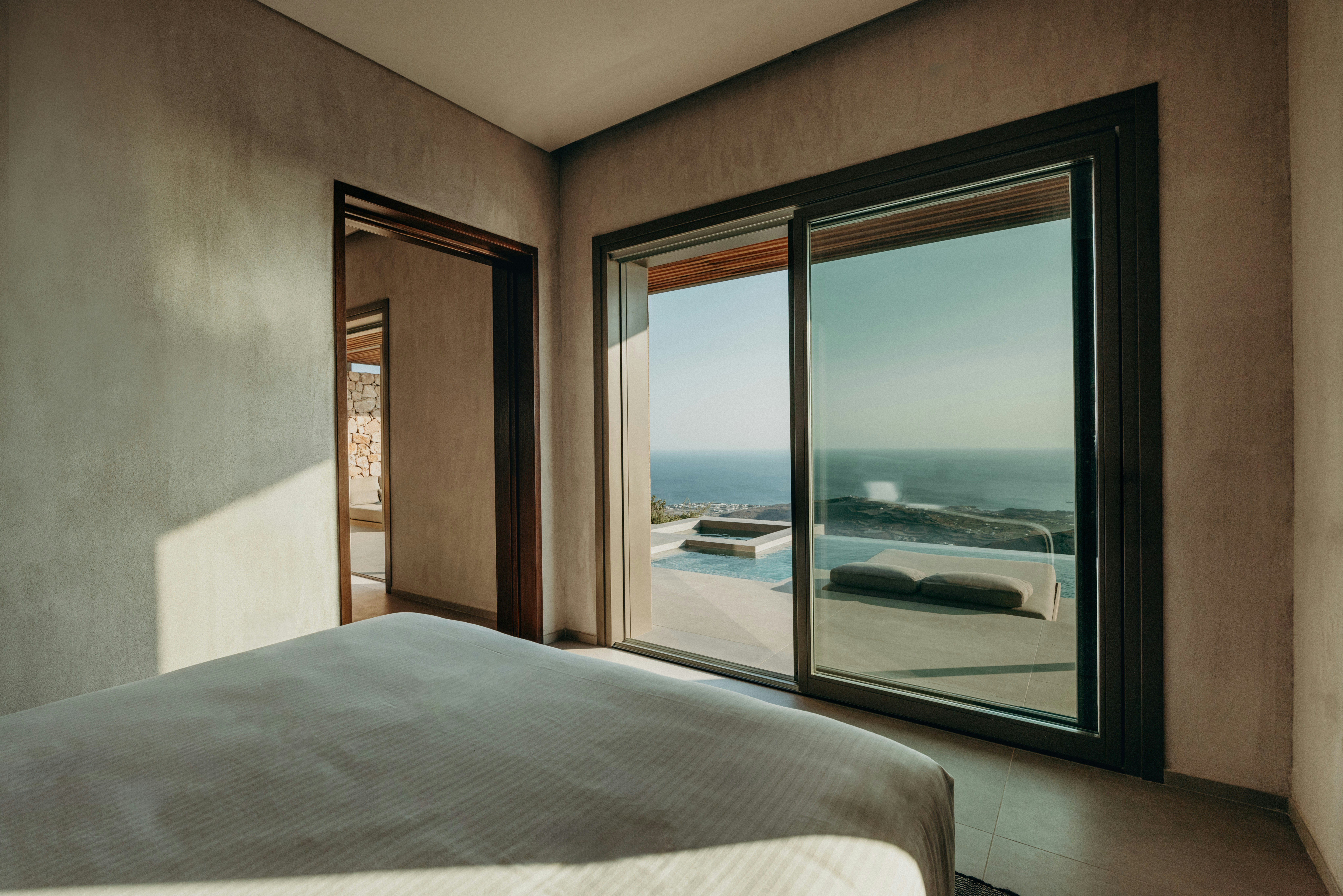 Santorini Sky Luxury Resort 23/50