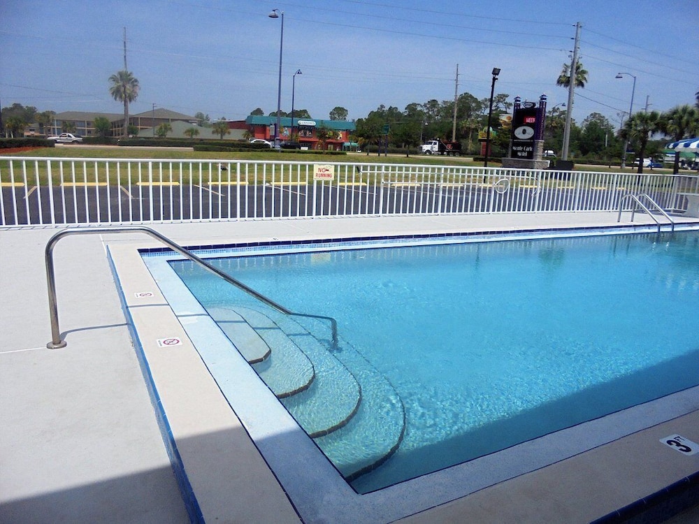 Monte Carlo Inn - Near Disney 42/50